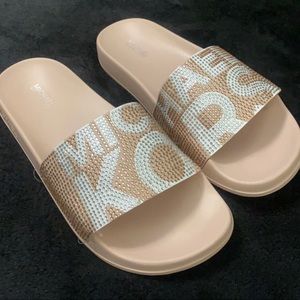 NWB and STUNNING Michael Kors Pink Women’s Gilmore Slides/Sandals Size 7